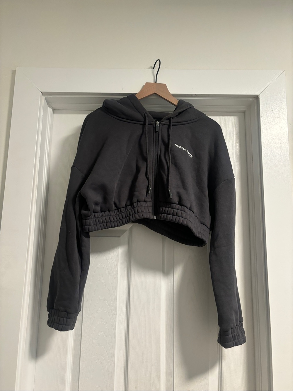 Alphalete slate Cropped Zip-Up Hoodie